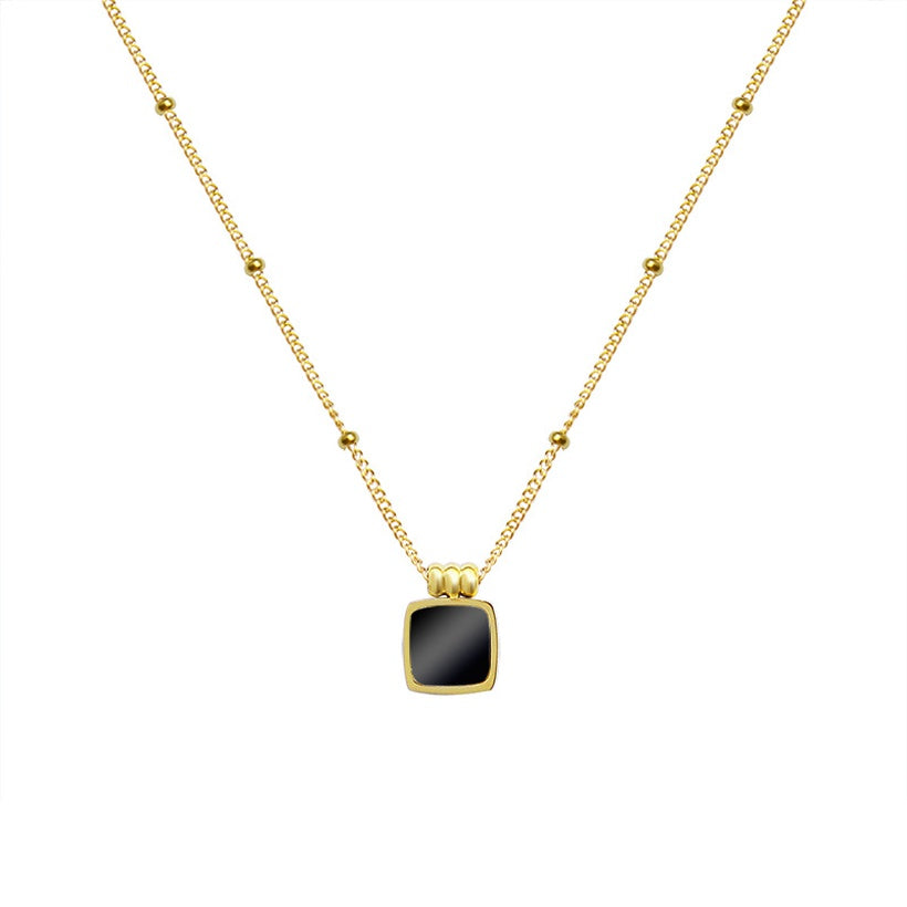 Black square deals pendant necklace