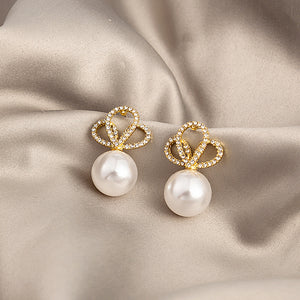 Crown Pearl Earrings