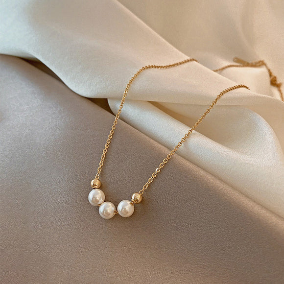 Dainty Pearl Necklace